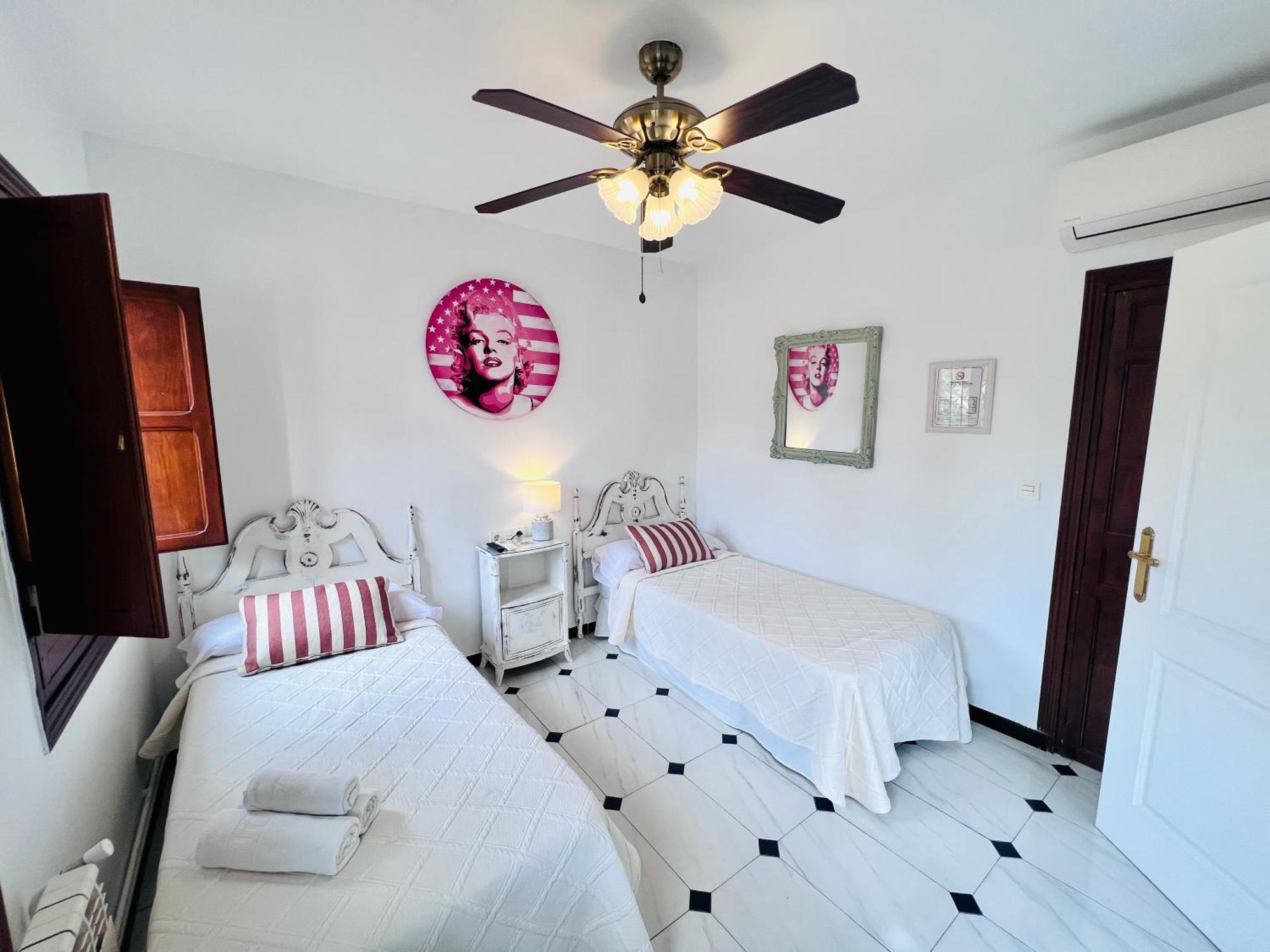 Hotelito Suecia Γρανάδα Εξωτερικό φωτογραφία