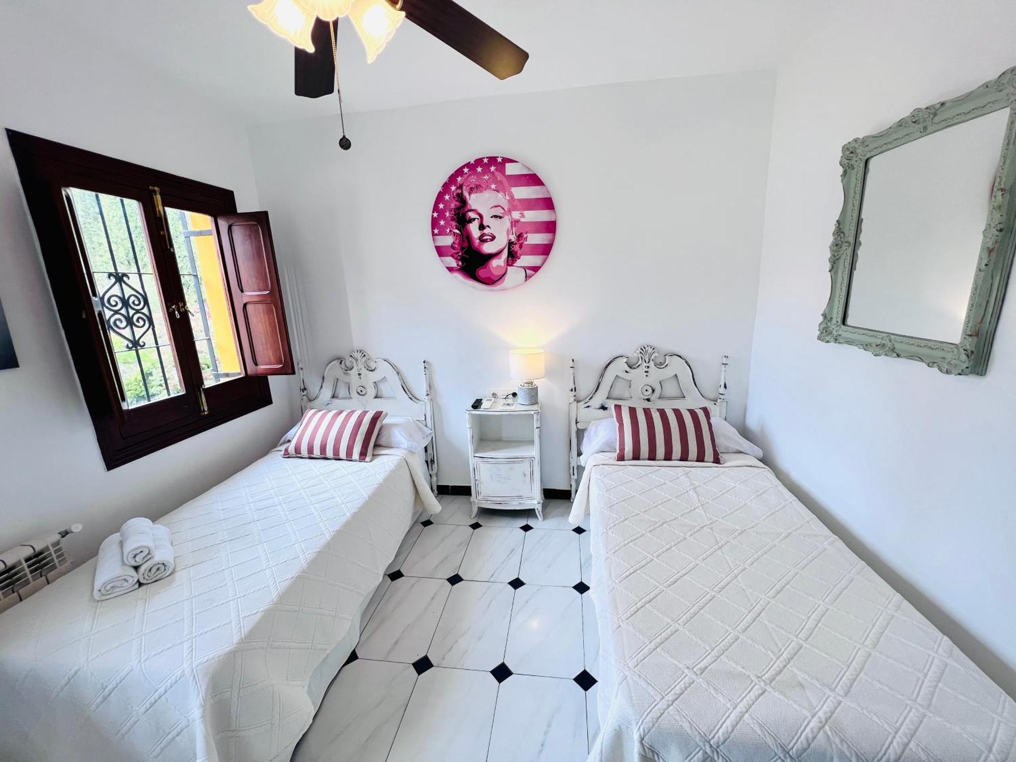 Hotelito Suecia Γρανάδα Εξωτερικό φωτογραφία